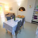 V&V Lloret- Apartamento Blanc Precioso Apartamento Con Piscina Comunitaria Y Aire Acondicionado