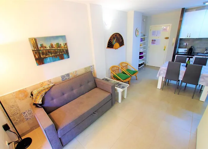 V&V Lloret- Apartamento Blanc Precioso Apartamento Con Piscina Comunitaria Y Aire Acondicionado