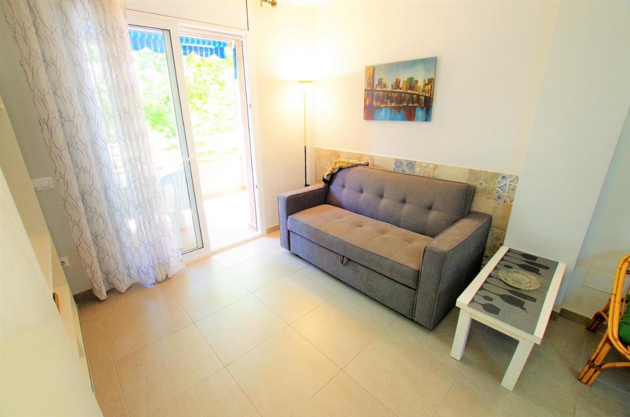 V&v Lloret- Blanc Precioso Con Piscina Comunitaria Y Aire Acondicionado * Lloret de Mar